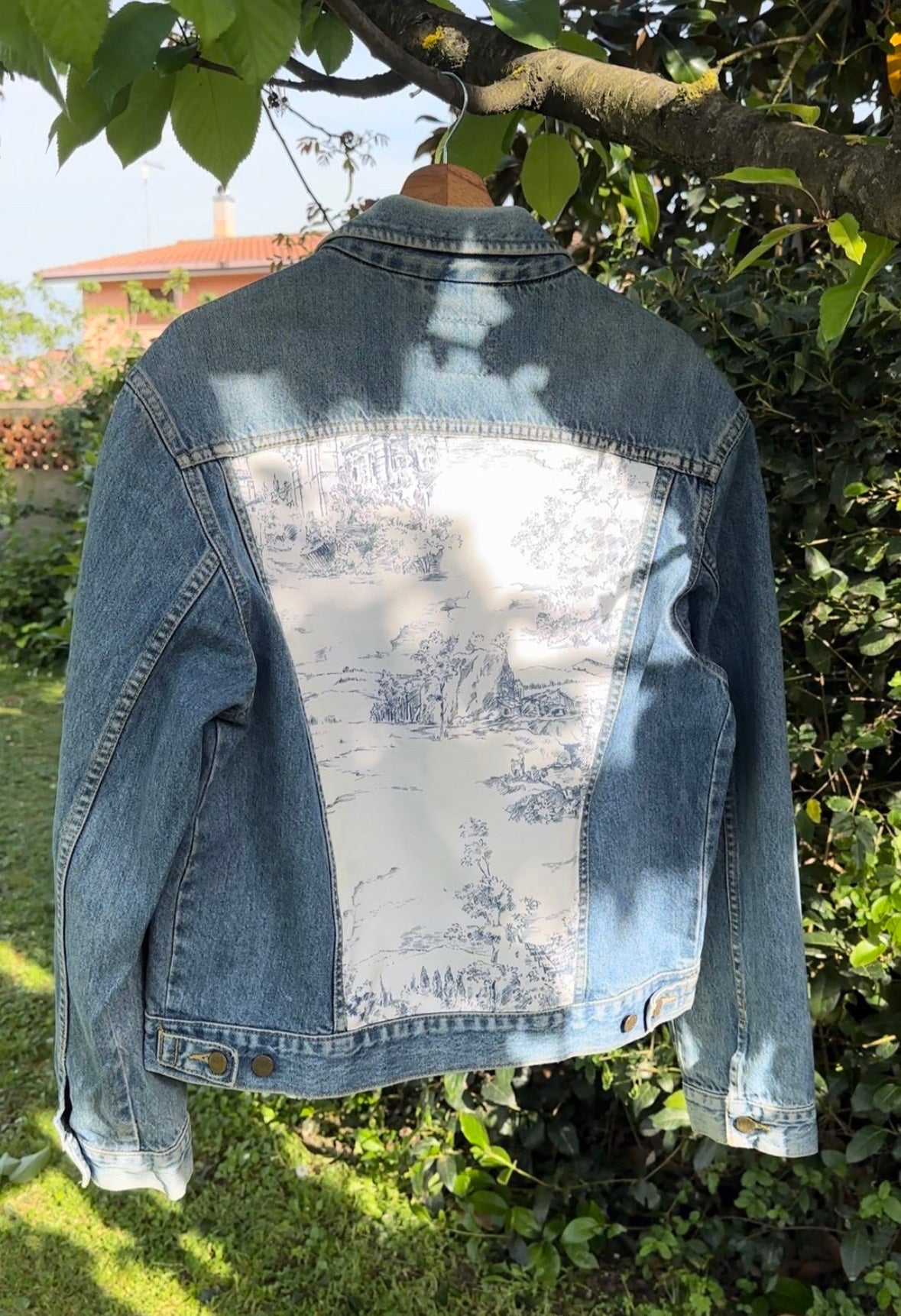 Custom denim jacket stampa toile de jouy