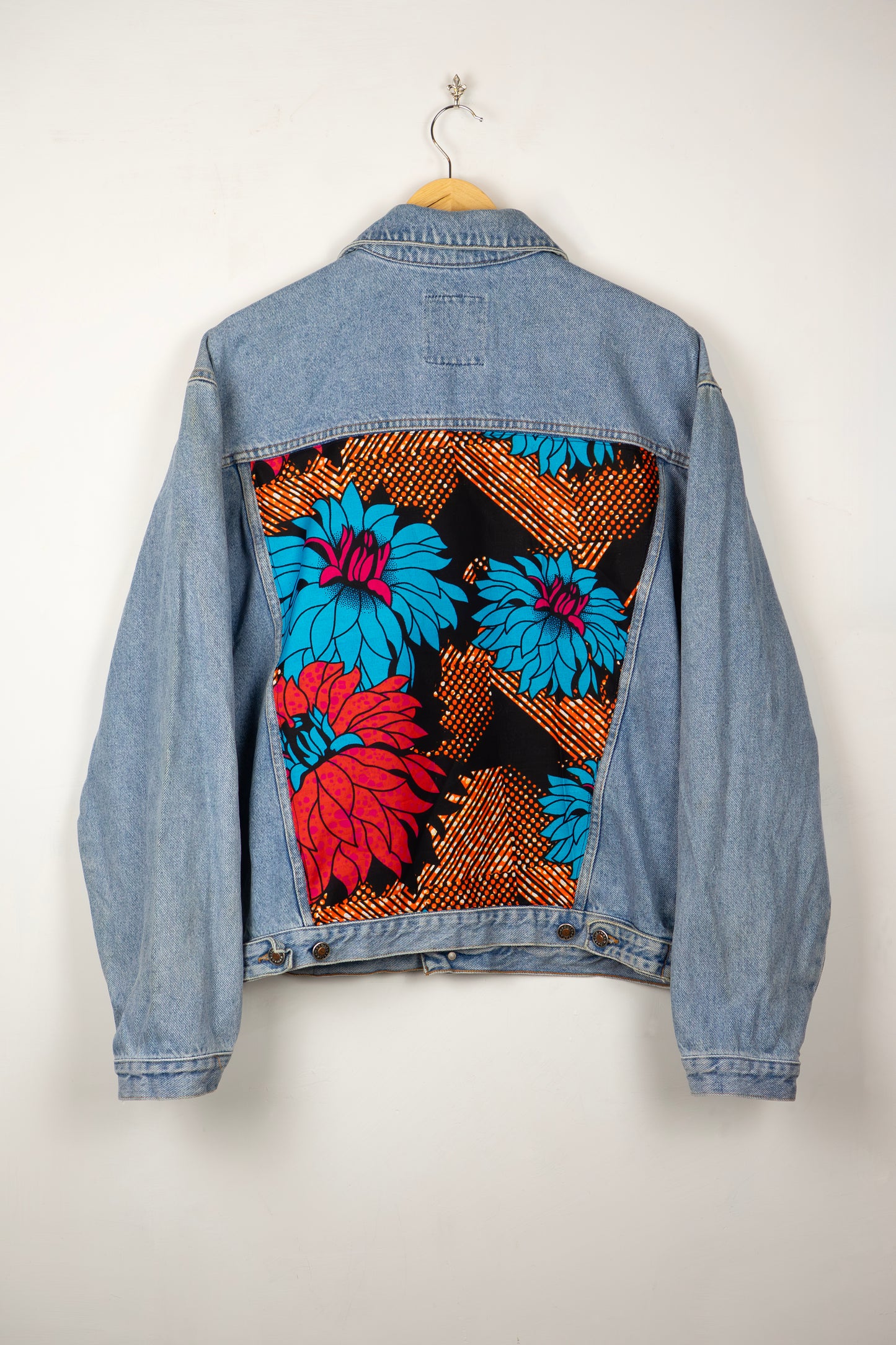 Light denim jacket - Neon Bloom