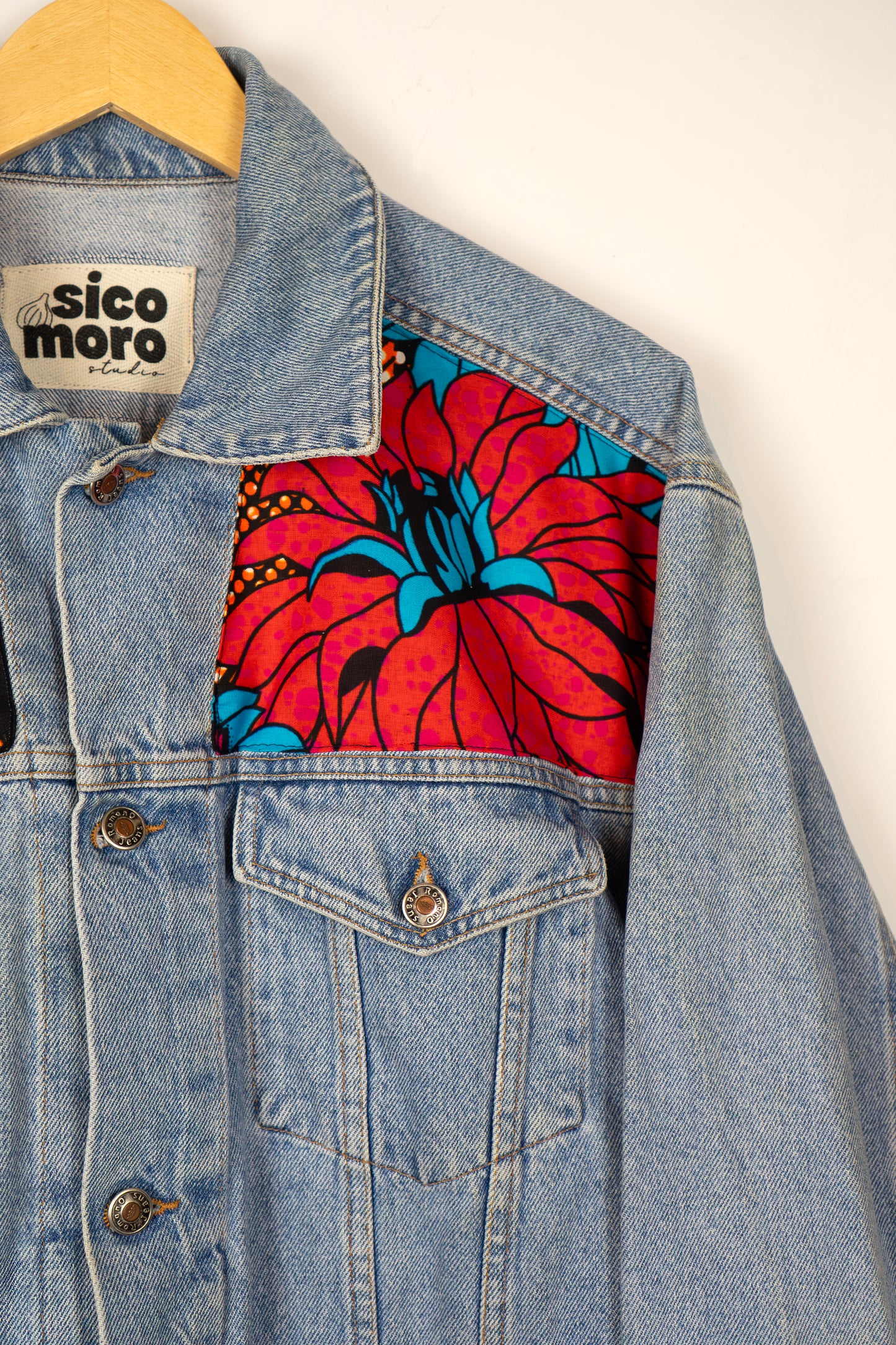 Light denim jacket - Neon Bloom