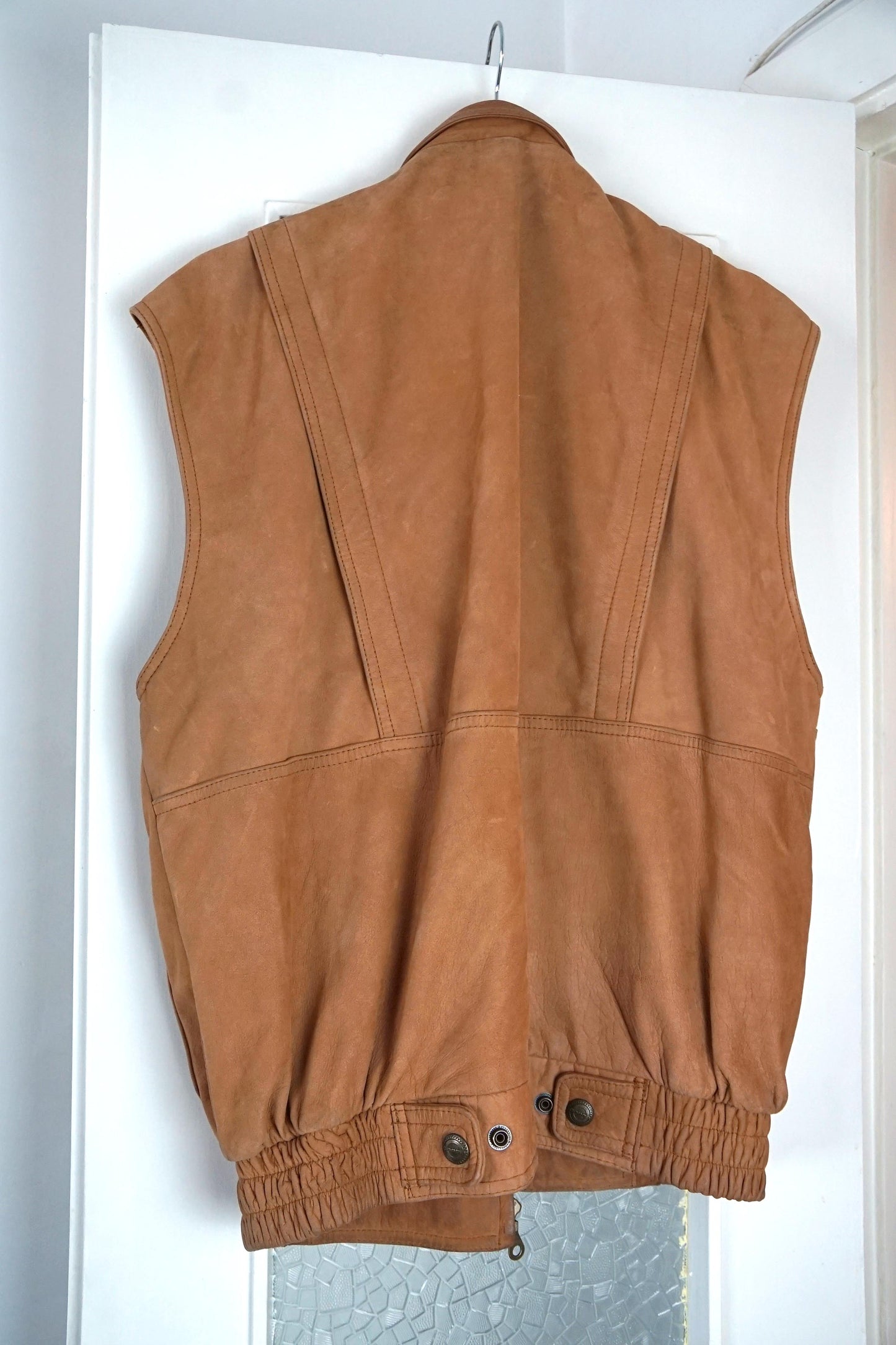 Gilet 8 tasche in pelle marrone