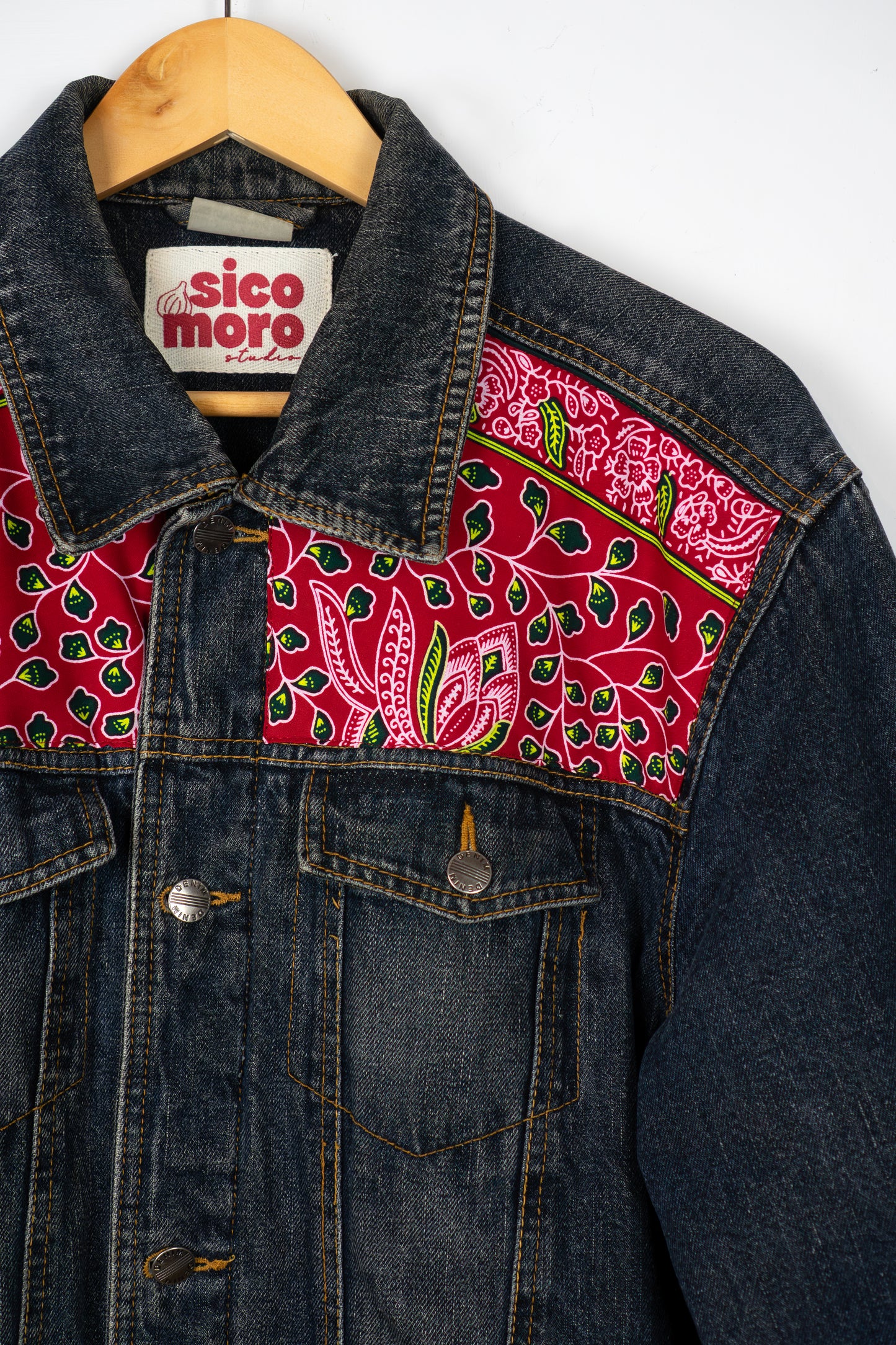 Dark blue denim jacket - Javanese Labyrinth