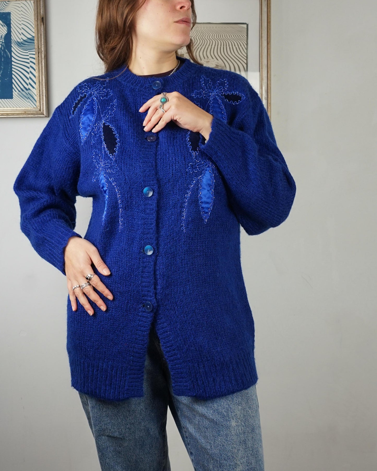 Cardigan lana blu elettrico con ricami