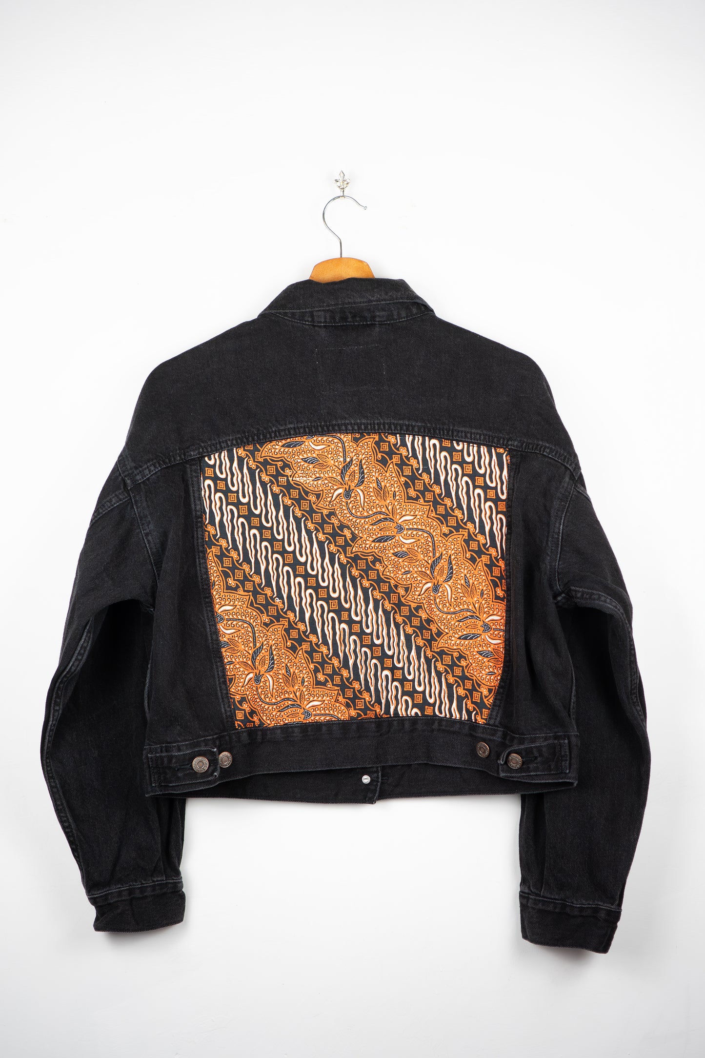 Black Crop Denim Jacket - Parang Current